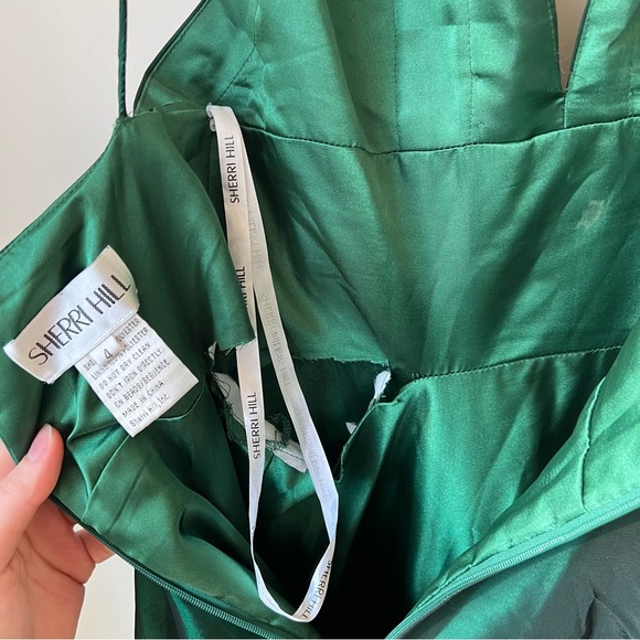 Sherri Hill Green Emerald Prom Dress - Picture 12 of 16